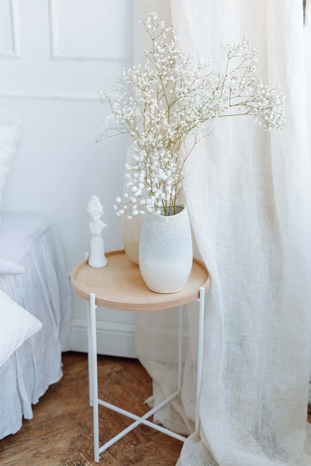 smart side table decor ideas