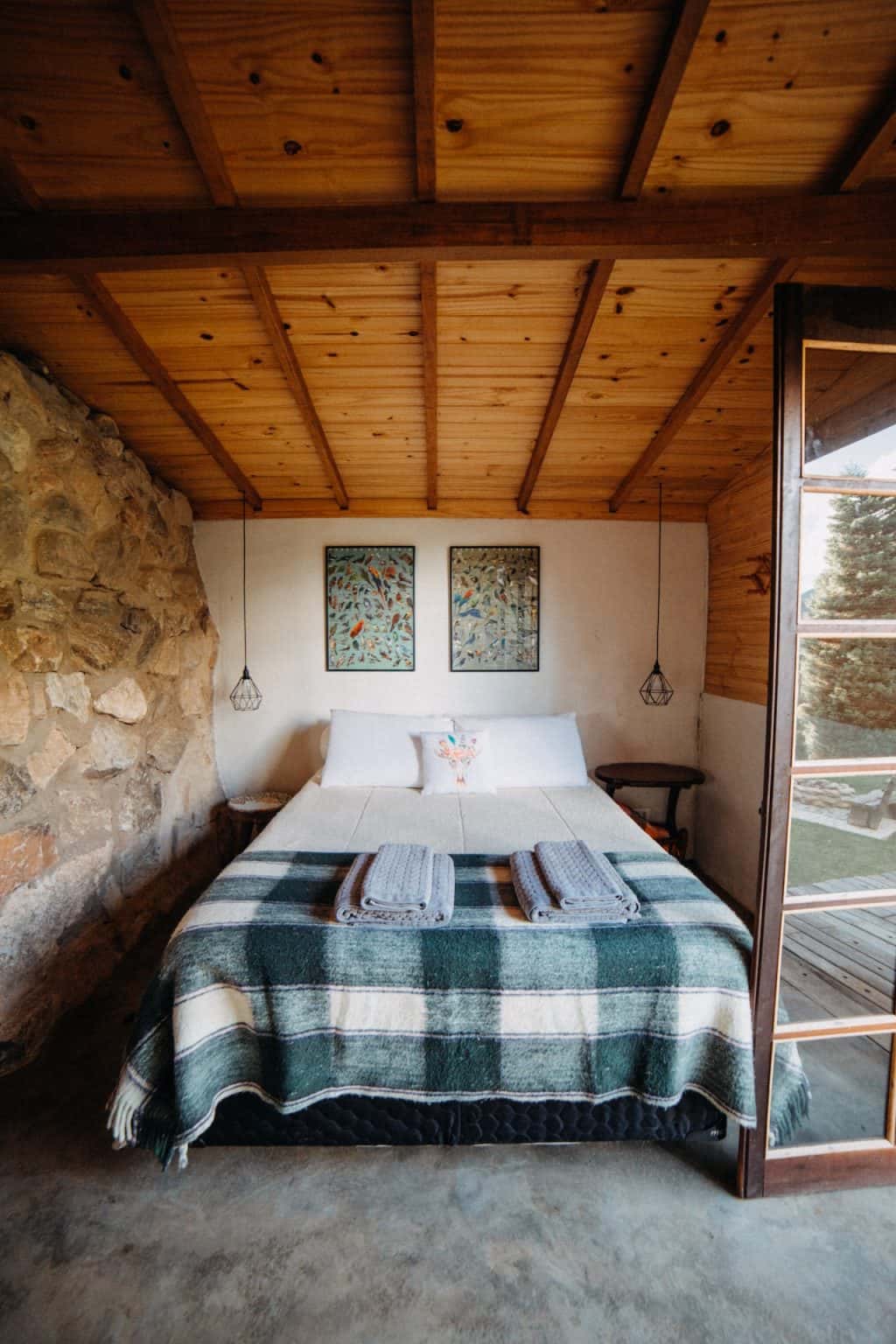 15 Master Bedroom Ceiling Designs for Bedroom Looks