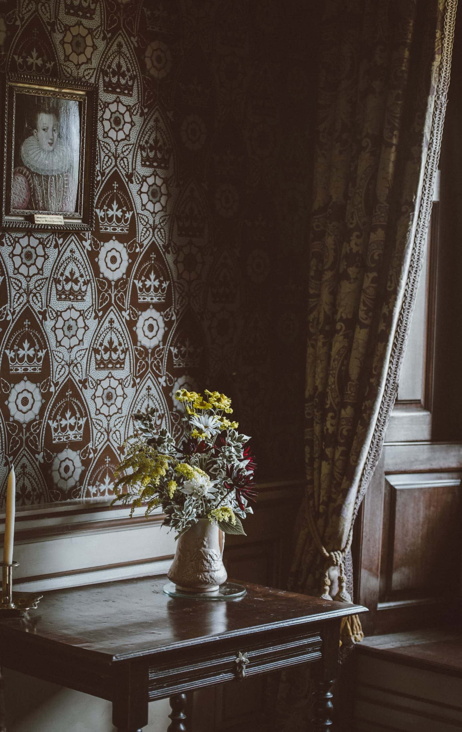 vintage style wall sticker design
