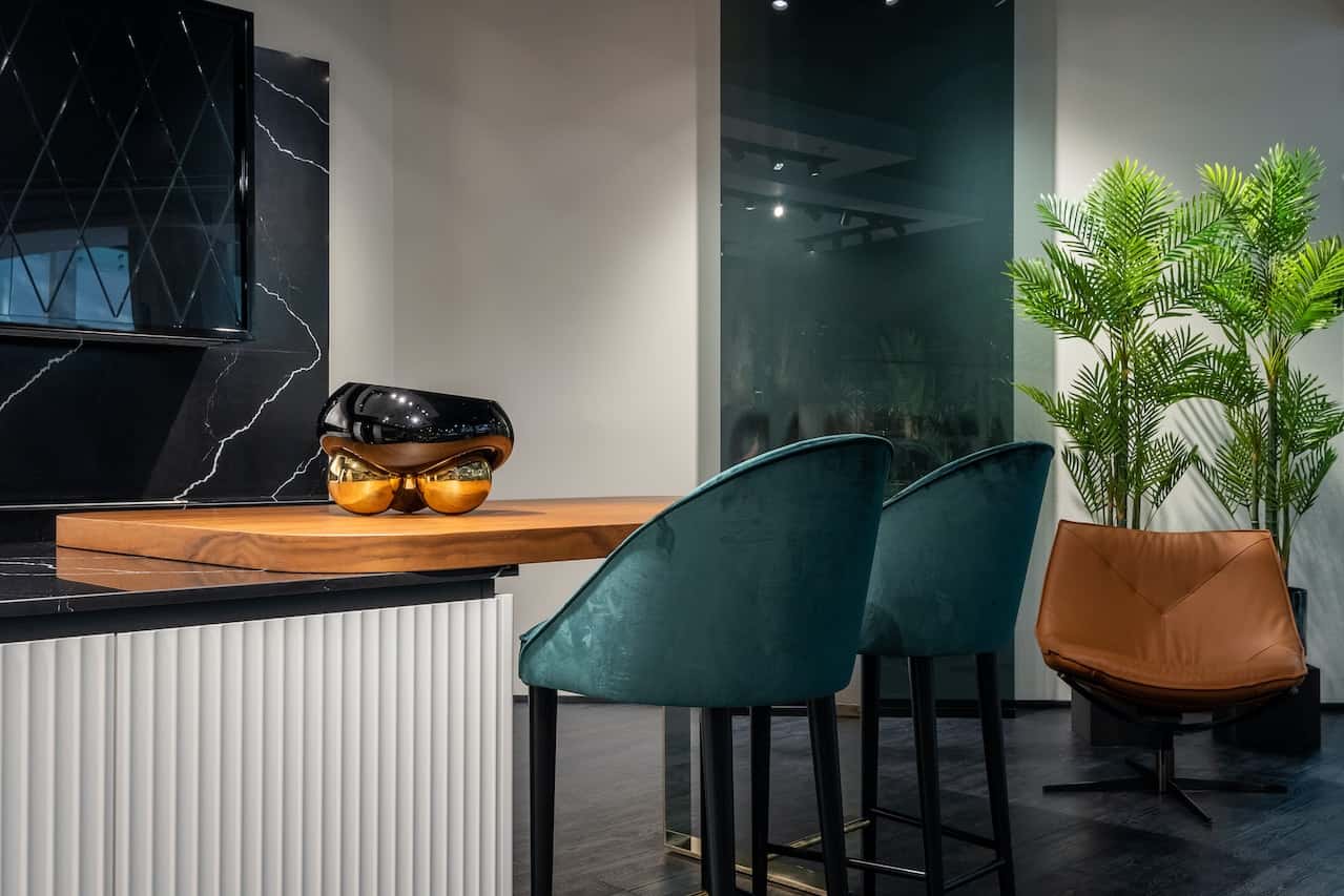wall-attached dining table design