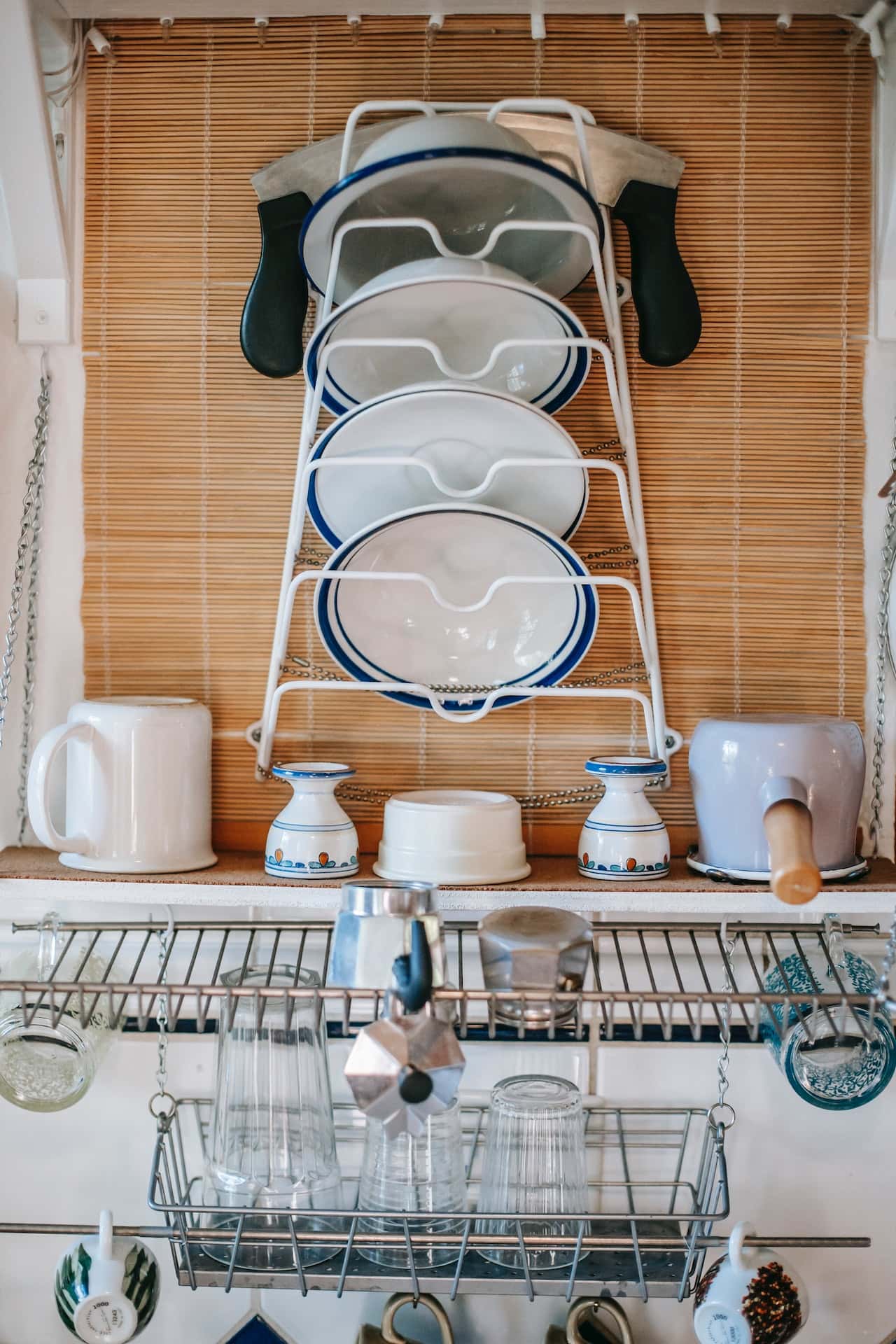 wall-mounted organiser