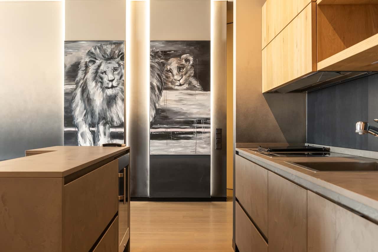 Sleek 3D kitchen design with modern cabinetry and striking lion artwork.