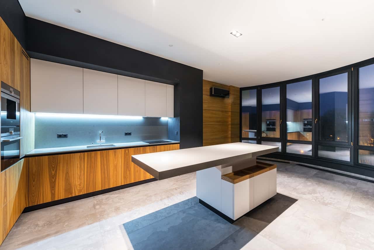 Luxurious 3d kitchen designs featuring a striking island and warm wood.