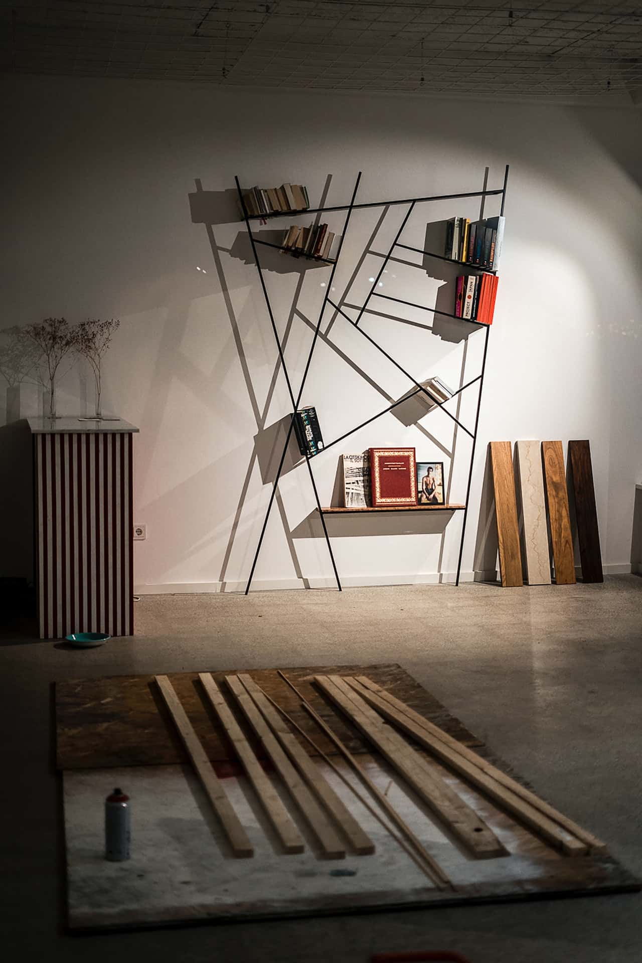 customised bookshelf design