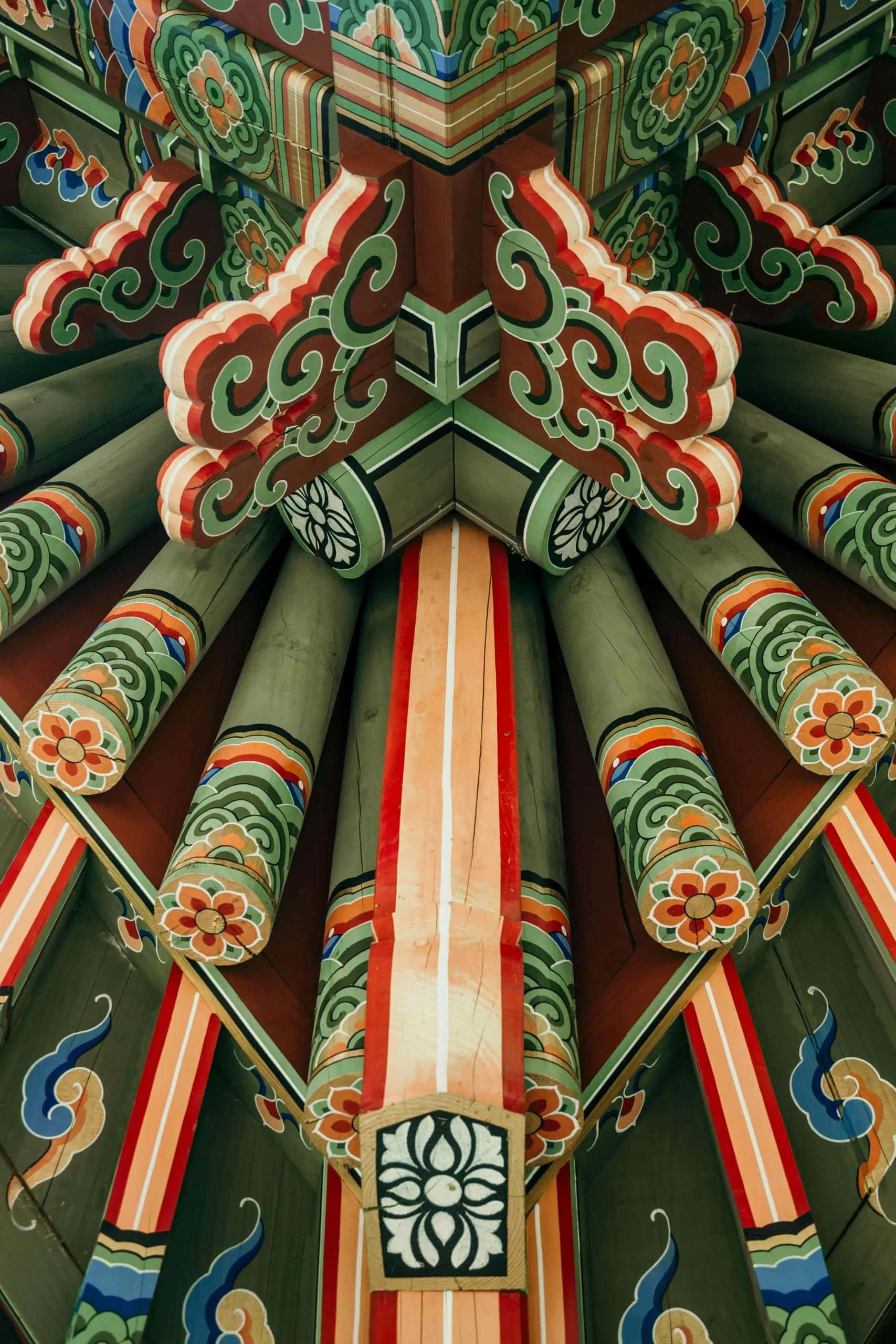decorative pillar