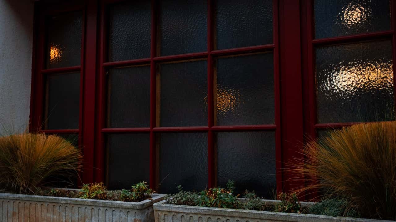 frosted glass for bathroom windows