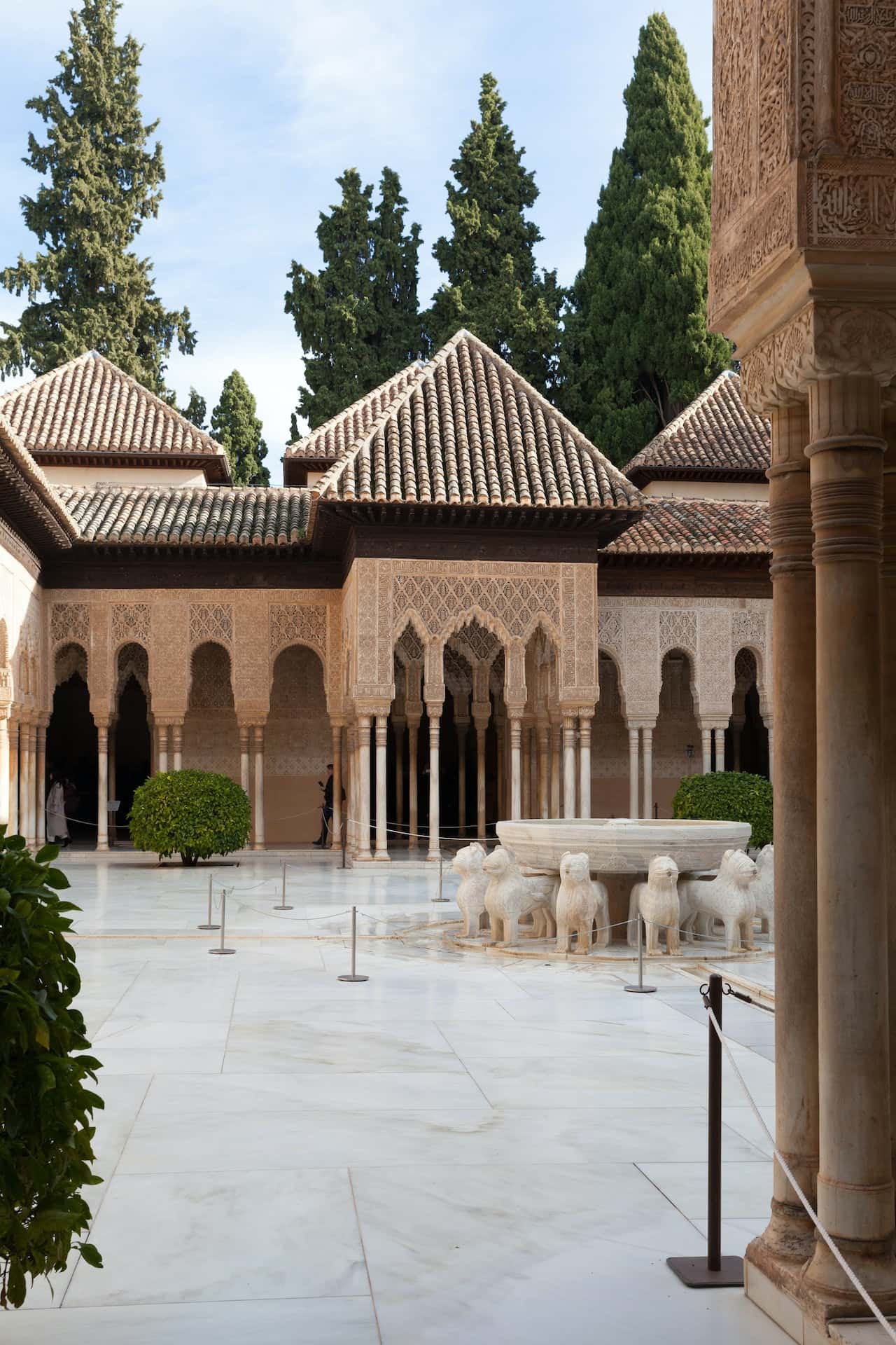 Majestic haveli designs with arched courtyards and marble lion fountain