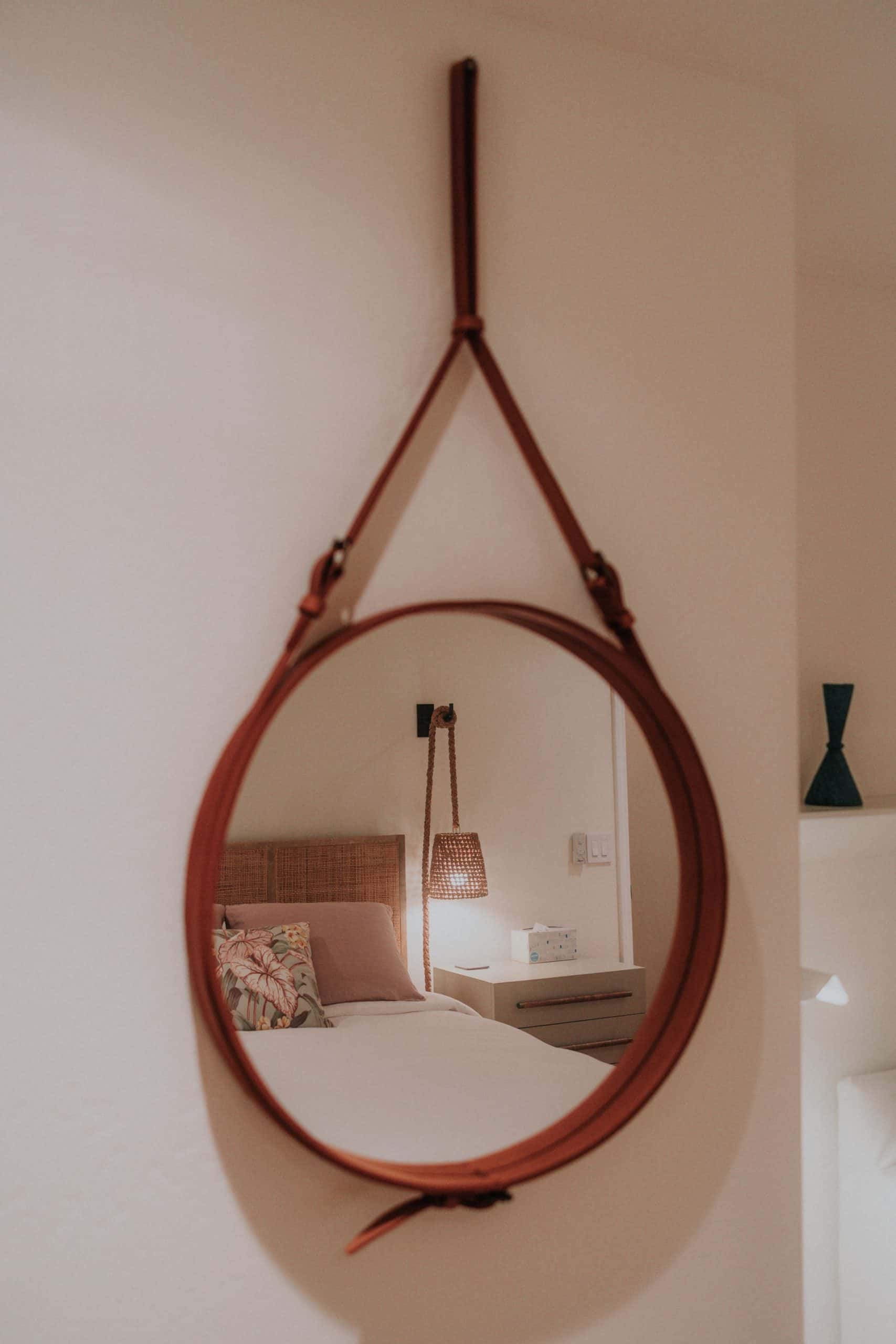 wall mirror