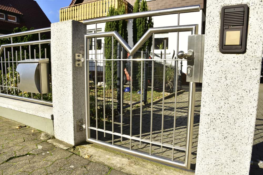 main gate granite pillar design