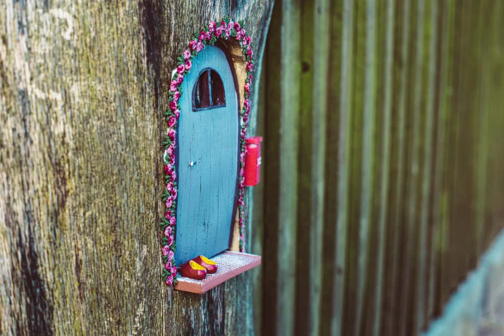 treehouse-inspired mini garden design