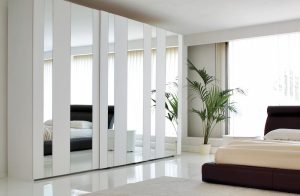 Cheap and best interior designers Bangalore modern bedroom mirrored wardrobe