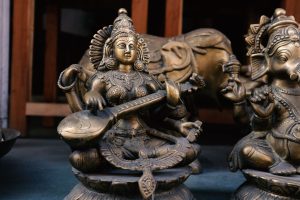 Graceful steps to keep pooja room clean with traditional brass idol decor
