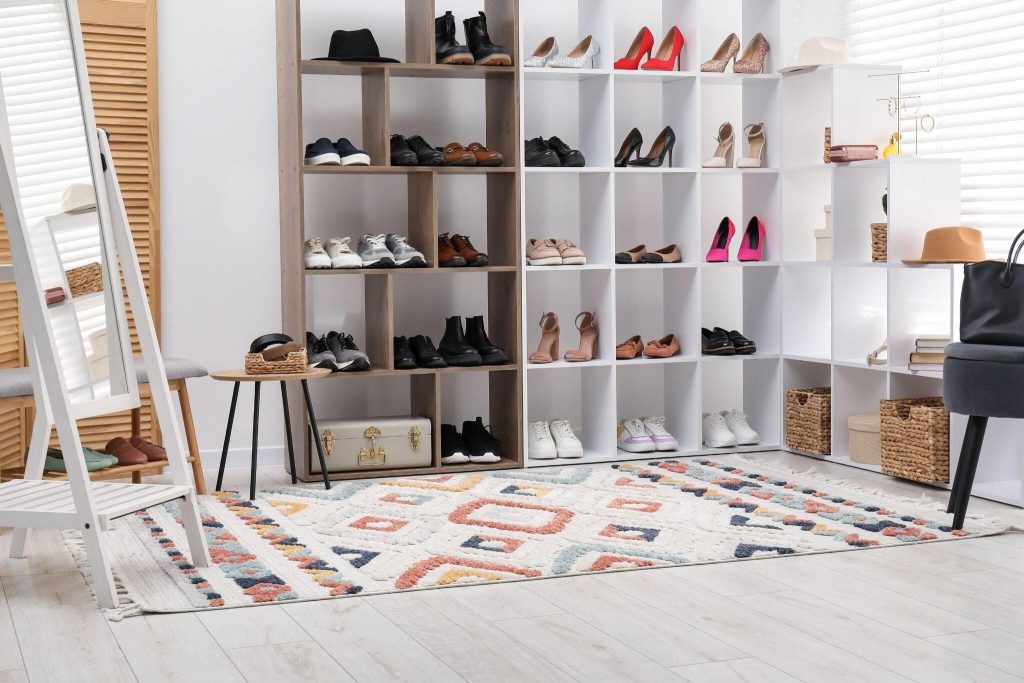 Creative shoe rack design ideas with open shelves for stylish and organized display