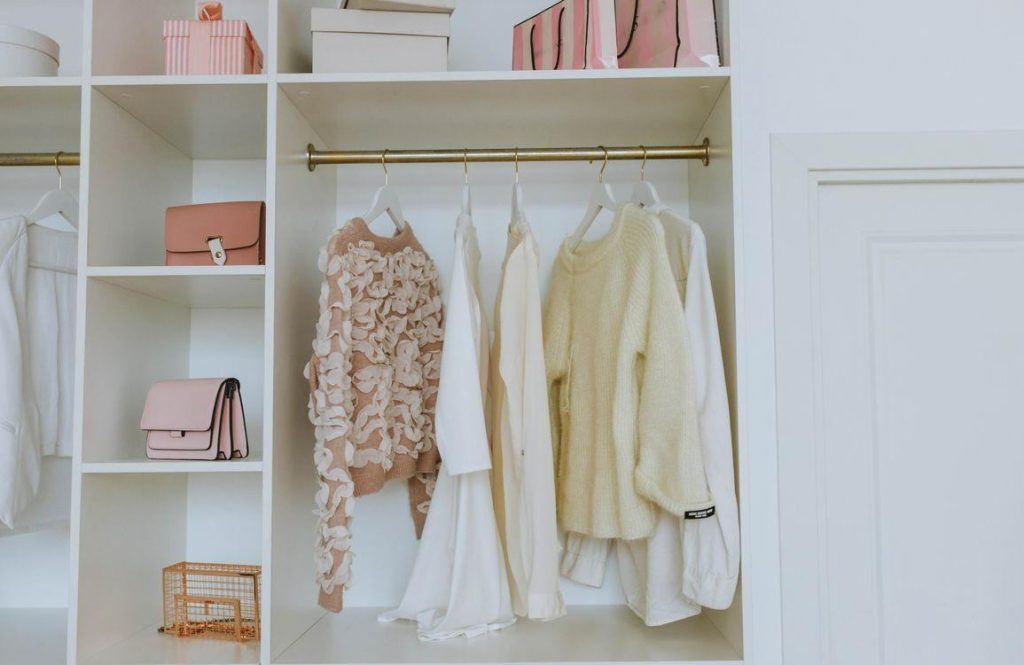 DIY handbag storage open cubbies